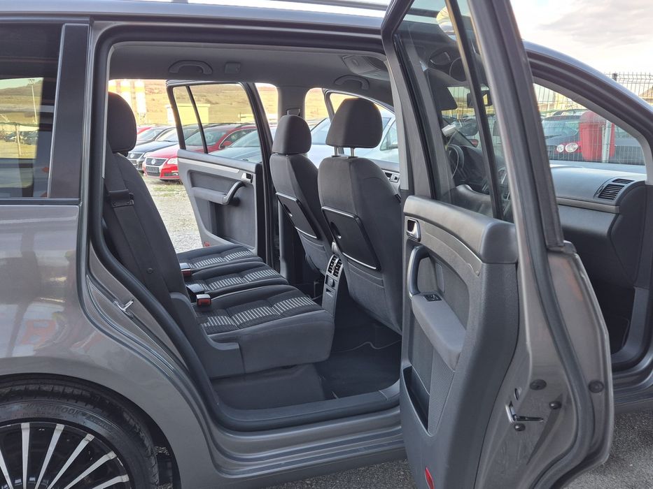 Vw Touran United model 2.0 TDI-140PS