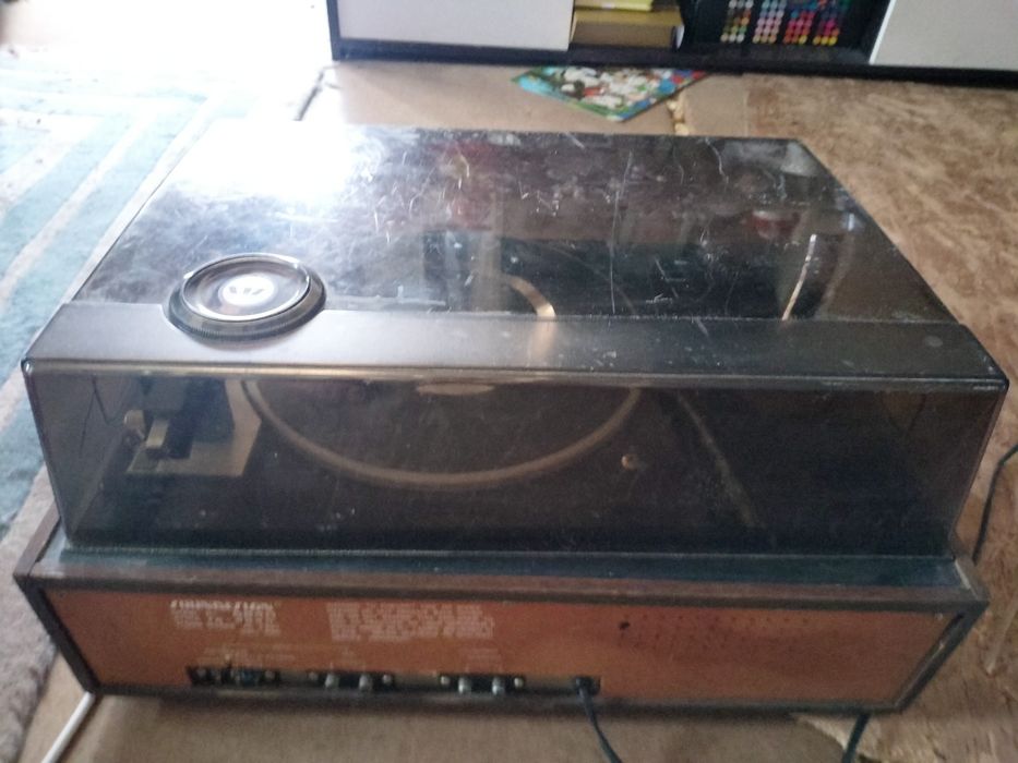 Vând un studio Deck caset +Radio+Pik-up