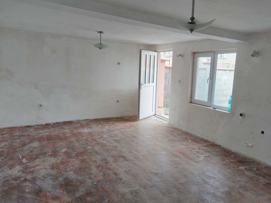 Продава се Къща в с. Самуил, Област Разград - 103 кв.м за 376 €/кв.м - Снимка #15