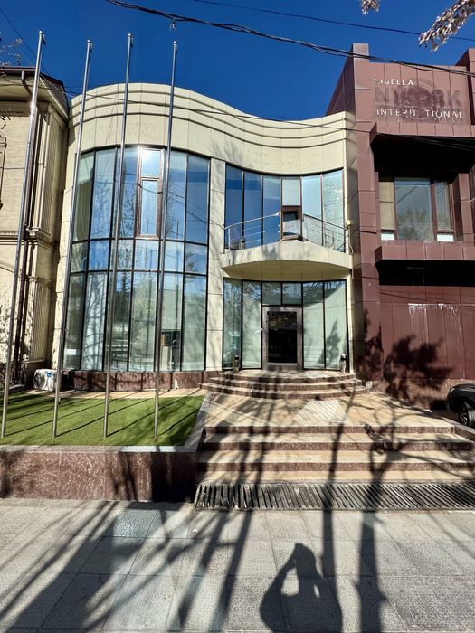 Шота Руставели|Rent|Ijara|10у.е. За 1 м2|Здание|700м2|Логистика|Офис|