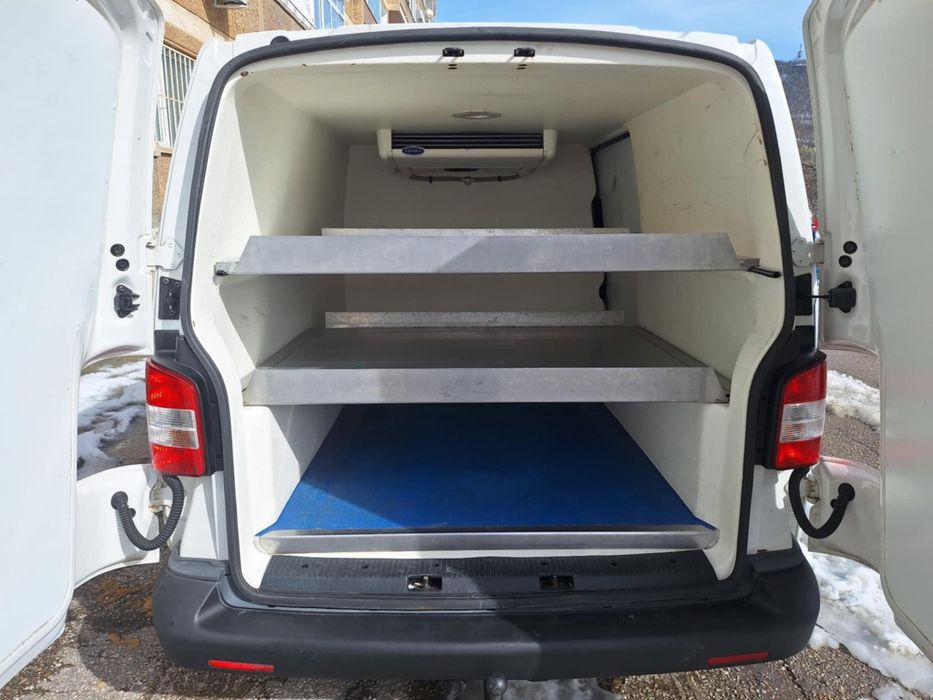 Фолксваген Т6 2.0 ,102 к.с.Хладилен (минусов)