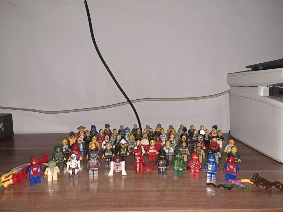 Lego pieste ce pot fi construite si alte multe accesorii