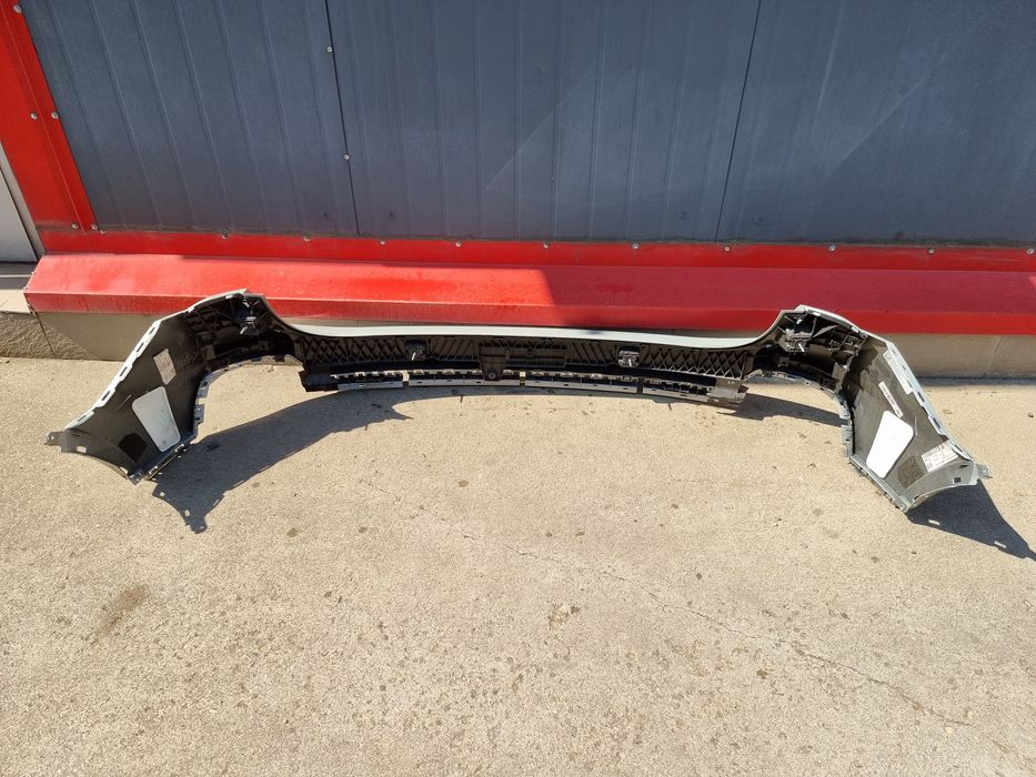 Bara spate Audi Q3 S Line dupa 2018 cod 83F807385