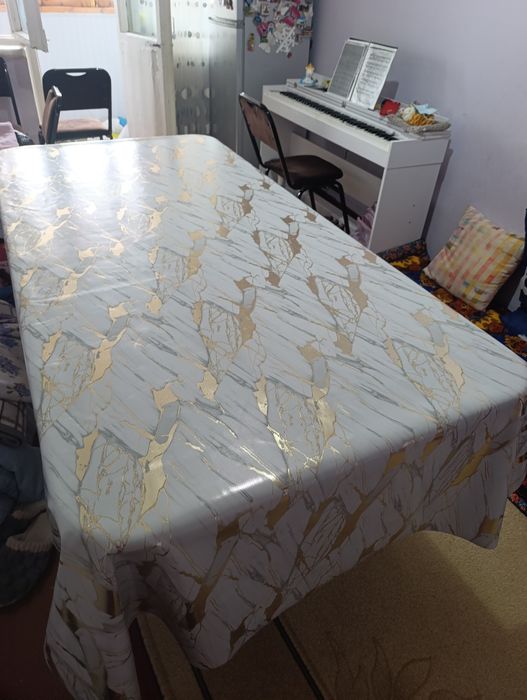 Stol sotiladi ikki metrlik