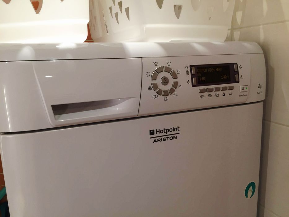 Сушилня Hotpoint Ariston TCD 751