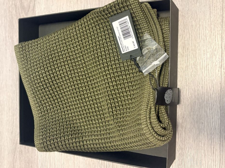 Set iarnă PRETTY GREEN,căciulă si eșarfă