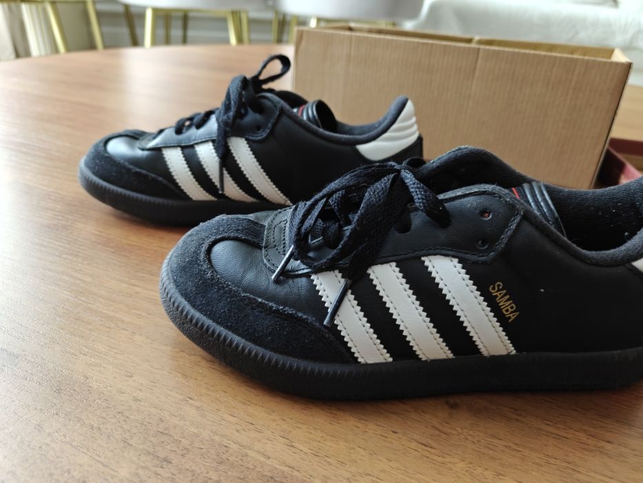 Продам кросовки Adidas 35 размер