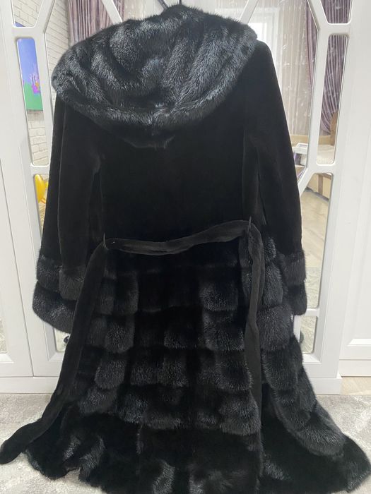 Продам шубу в зорошем состоянии