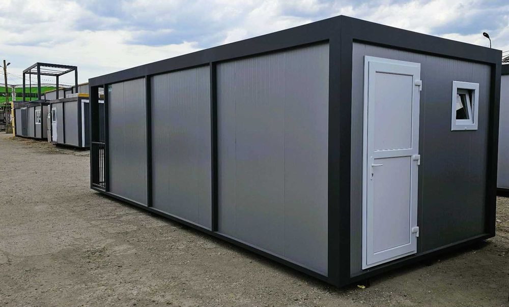 Container locuibil – 8m x 3m x 2,6m + terasă + baie