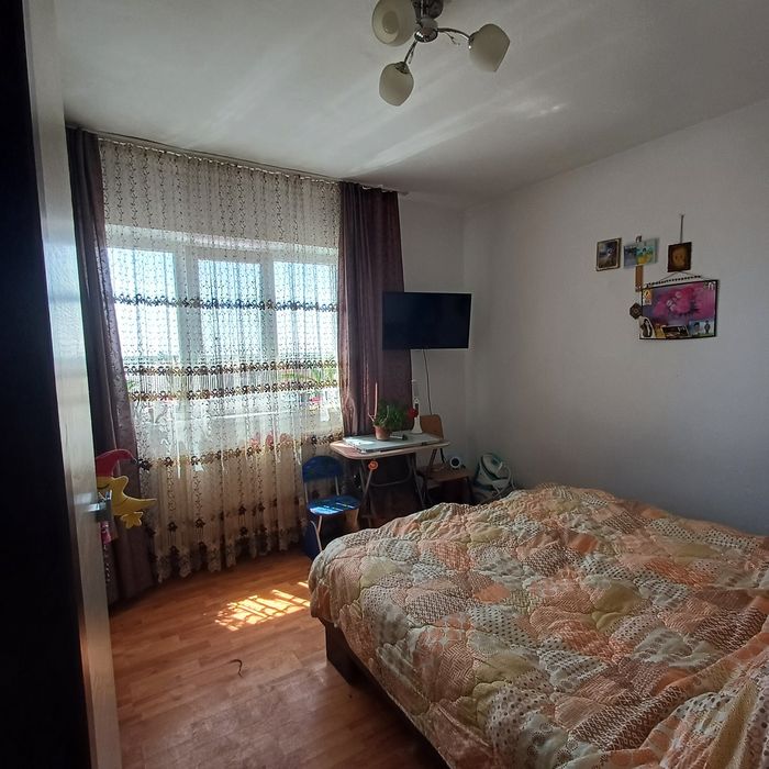 APARTAMENT 3 camere 75 mp