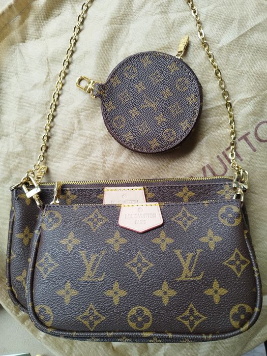 Нова   Louis Vuitton Multipochette чанта