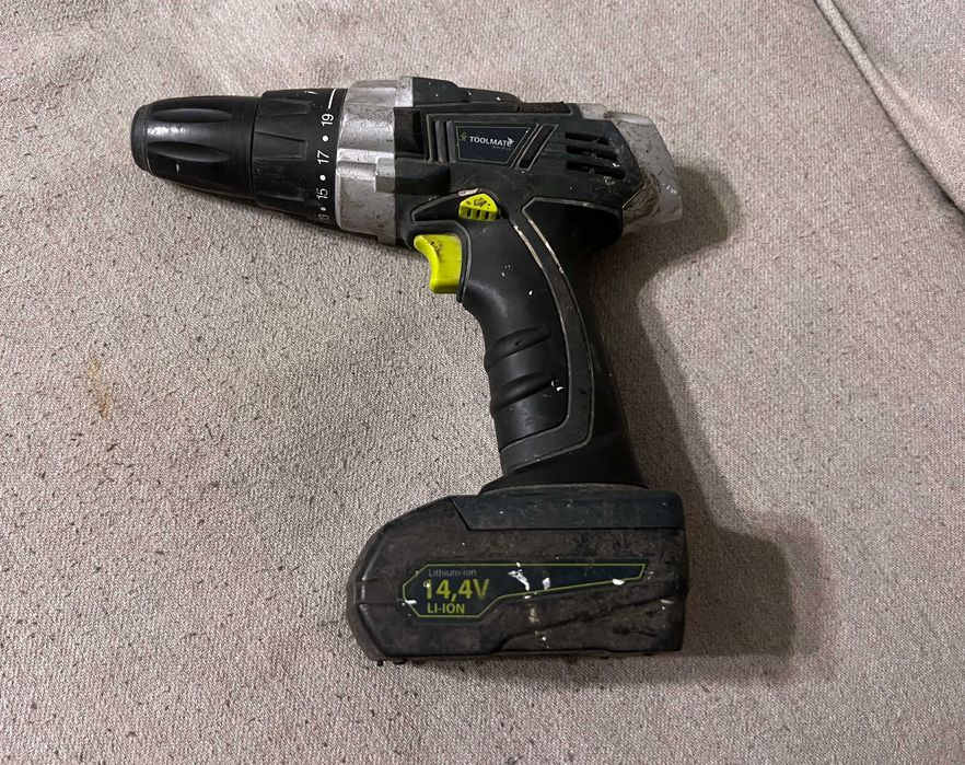 Masina gaurit Toolmate 14.4V Li ion incarcator baterie defect mandrina