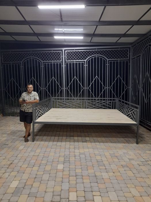 Tapchan hi tech, suri, chorpoya, Kravat, Temir tapchan loft