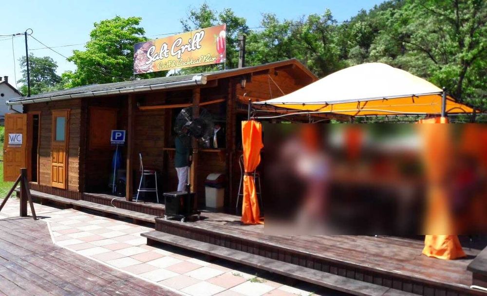 Eladó faház (akár büfé/fast food) – Parajd | Căsuță din lemn de vânzare – Praid
