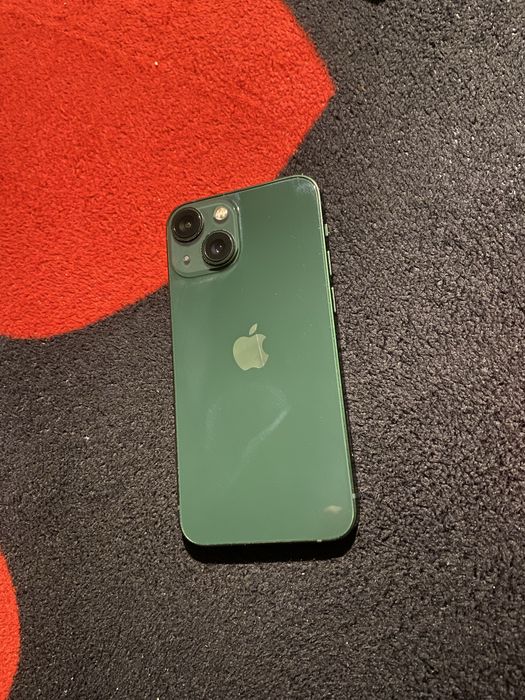 Vand sau schimb IPhone 13 Mini si Xiaomi MI11