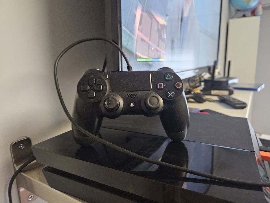 PS4 един терабайт