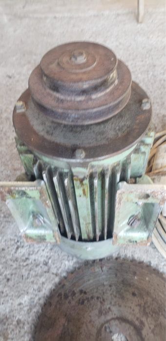 Motor electric 3kw monofazat 220w