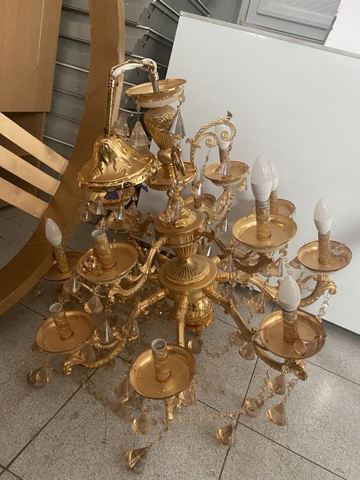 Люстра 12 лампочек