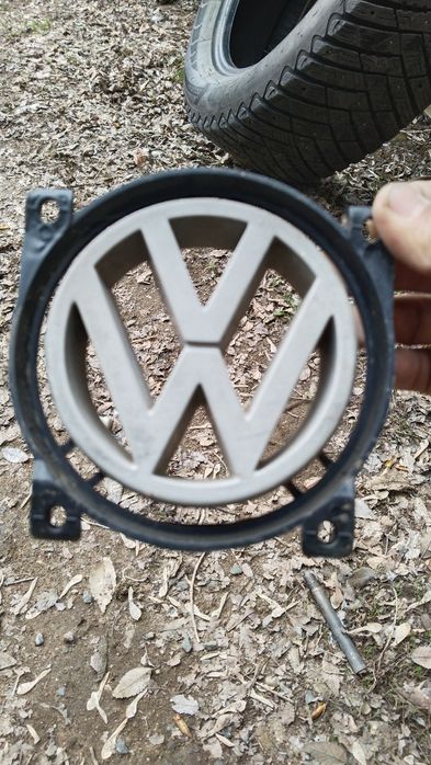 значок пассат б3