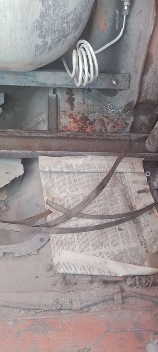 Moskvich 412 sedan Osvejit kraska bòlgan