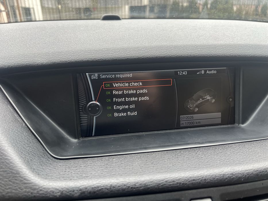 Bmw x1 xdrive  2011 panoramic