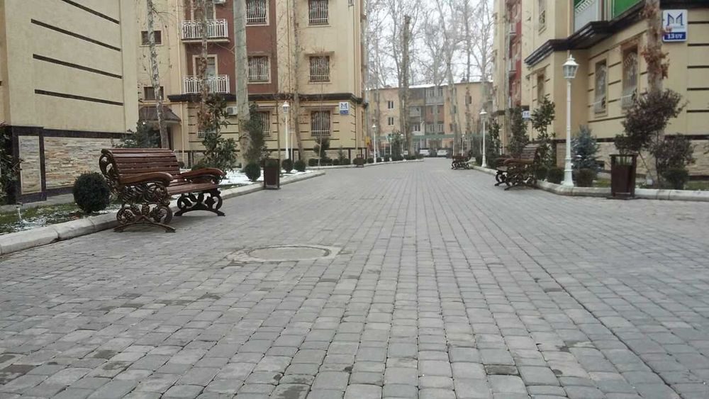 Skameyka va Urna  Скамейка ва Урна