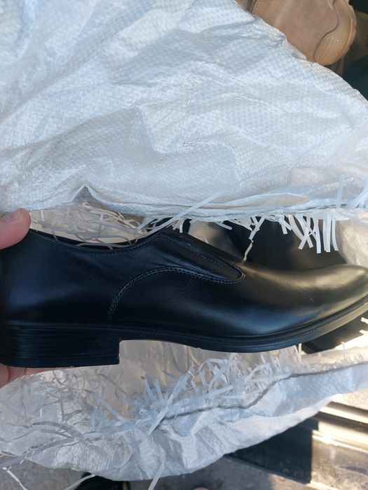 Продам новые туфли
