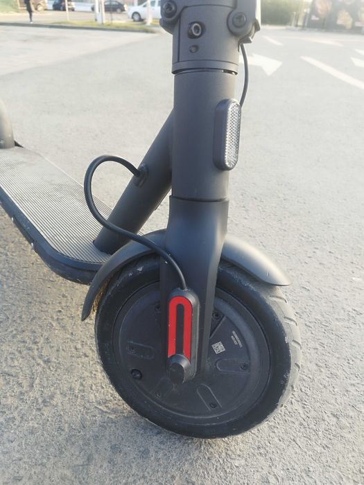 Trotineta electrica Xiaomi 4 lite