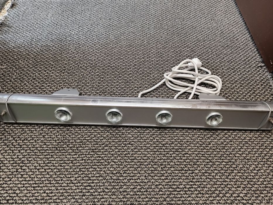 Burda term 2000 4*50w осветление плюс дюзи за охлаждане с водна мъгла