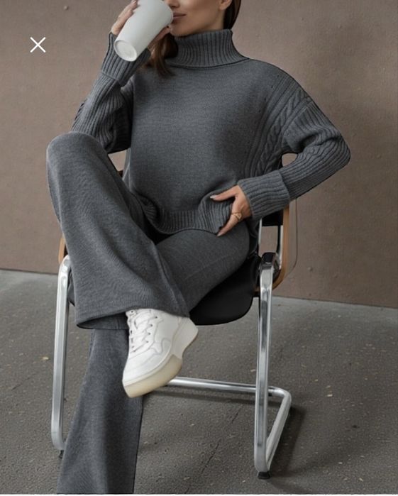 Нов плетен дамски комплект