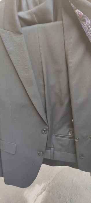 Kostyum. Yengi. Importning.