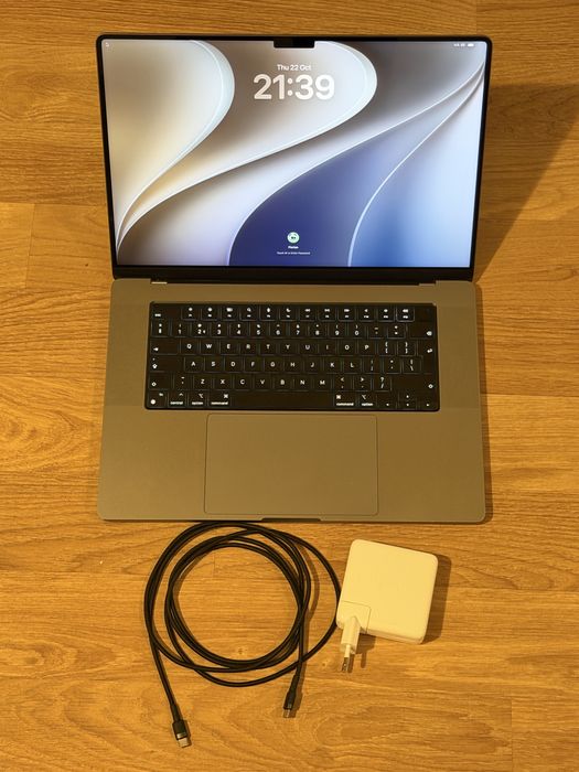 Apple MacBook Pro 16-inch M1 Pro 2021