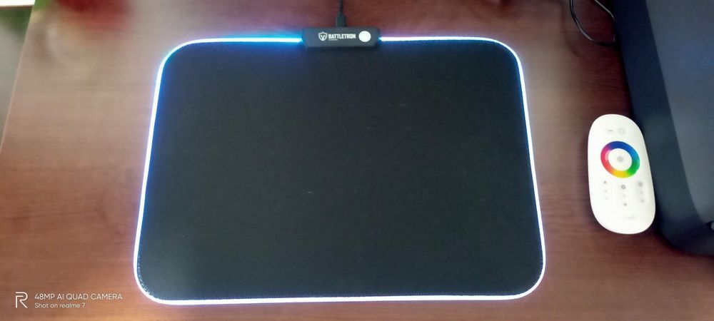 Battletron RGB геймърски пад за мишка