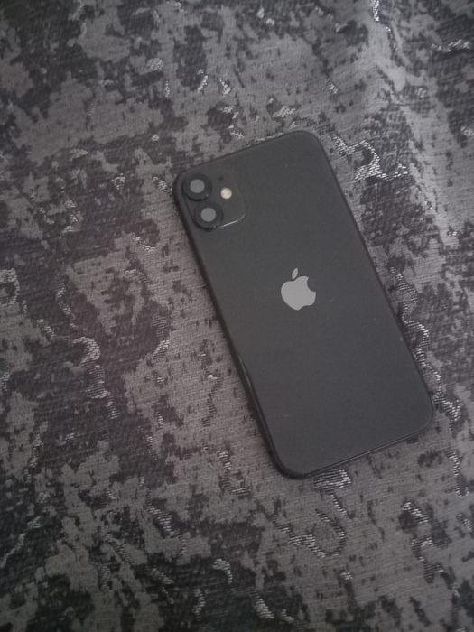 Продам телефон аифон 11