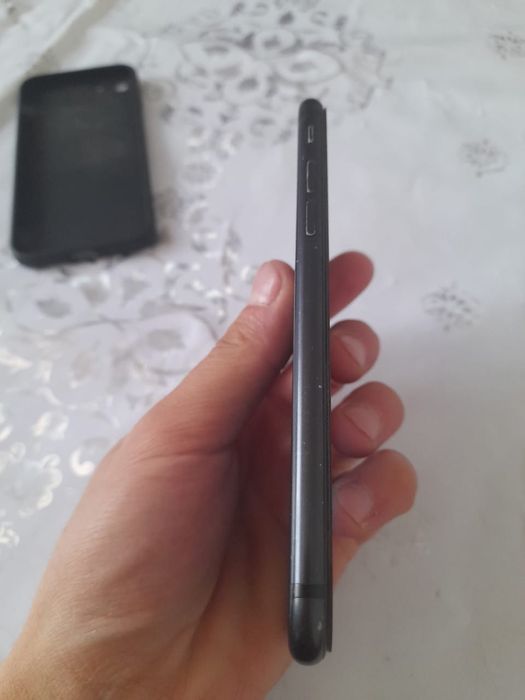 Айфон 7 сатылады срочно