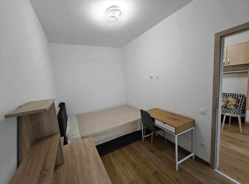 Închiriez studio metrou