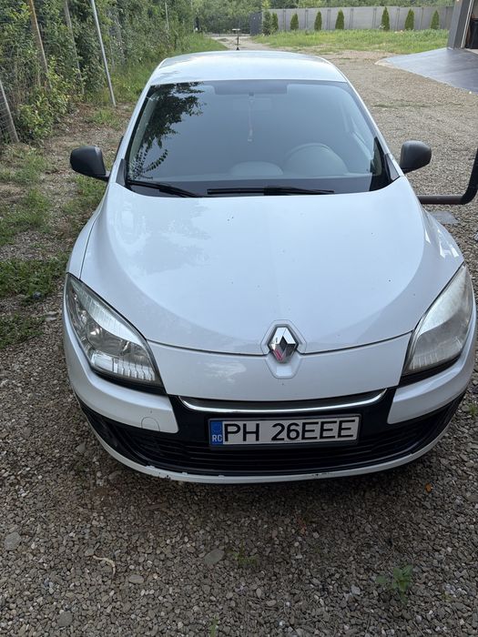 RENAULT Megane