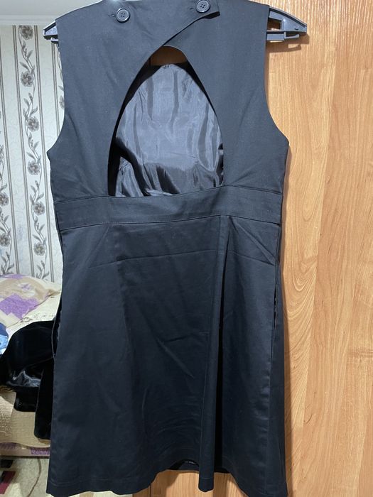 Продам платья. Состояние нового.