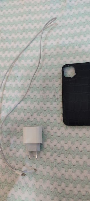 Айфон 11, с горантией