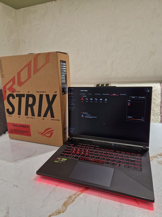 Asus ROG Strix G16