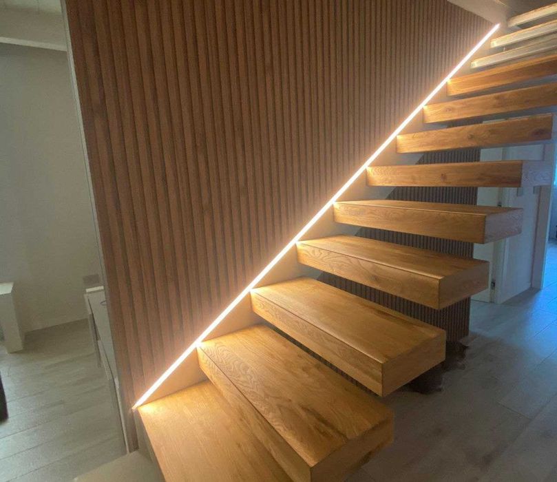 Конзолно стъпало, окачено стъпало, летящо стъпало, стълби, дъб, бук.