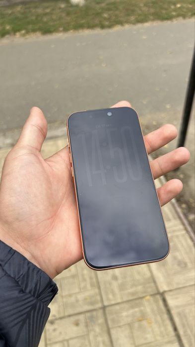 Продам iphone 17pro