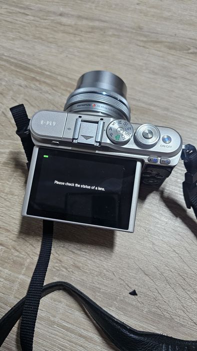 Olympus mirrorless  EP L 9