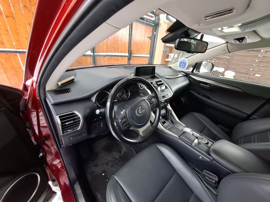 Lexus nx 300h   ,doar 57.000km, Proprietar