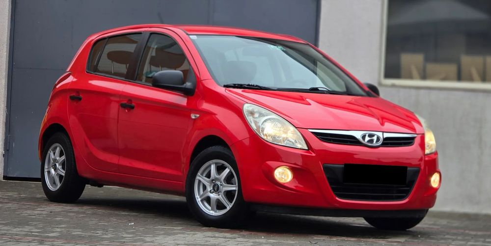 Hyundai i20 CLIMA EURO 5 - an 2011, 1.2 Benzina DISTRIBUTIE LANT