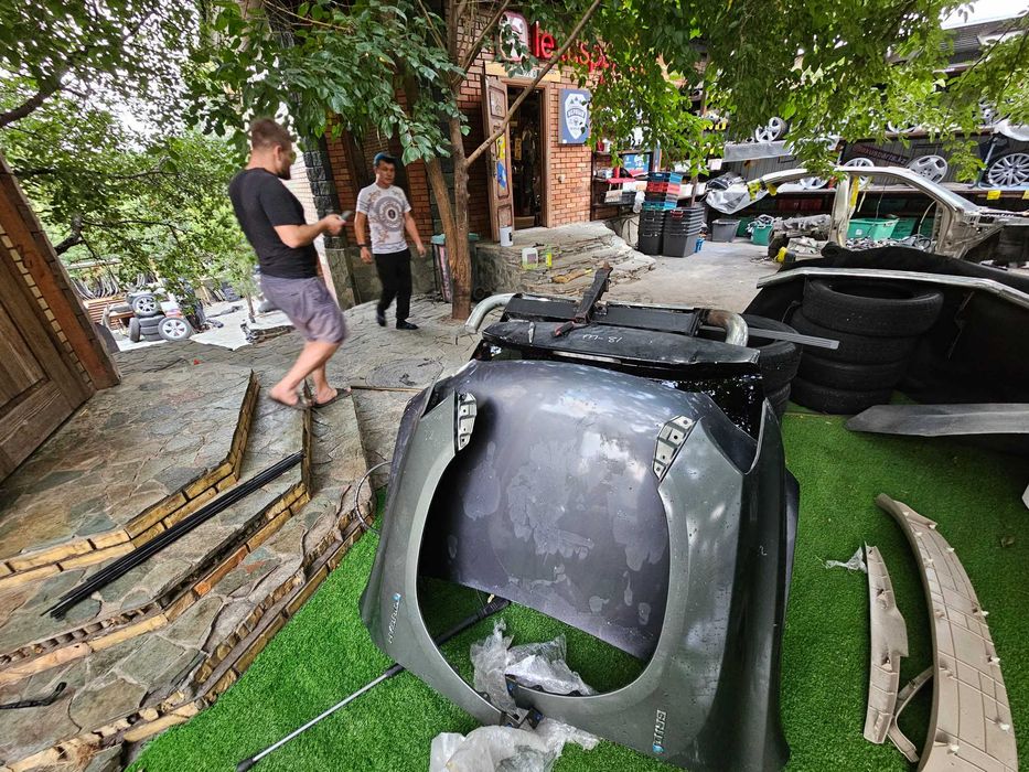 Капот и 2крыла Highlander 2009