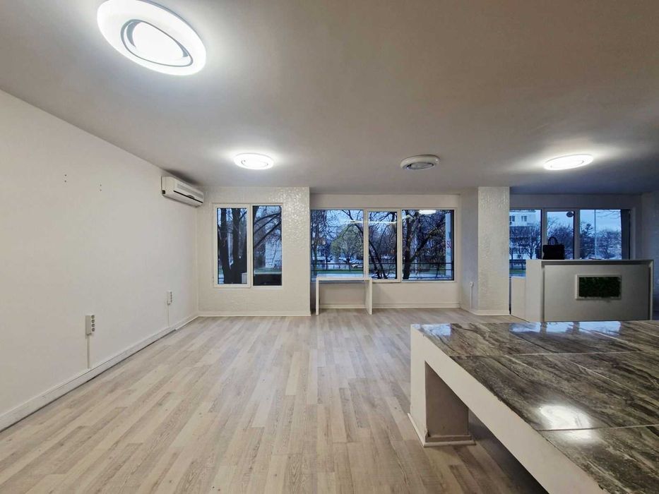 Дава се под наем Офис в Варна, Автогара - 100 кв.м за 897.6 € - Снимка #5