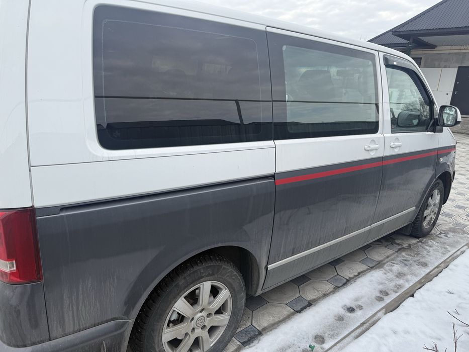 Продам автомобиль марки VW multivan