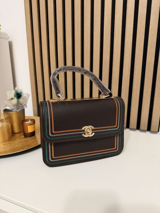 Geanta Chanel super calitate de mana maro auriu