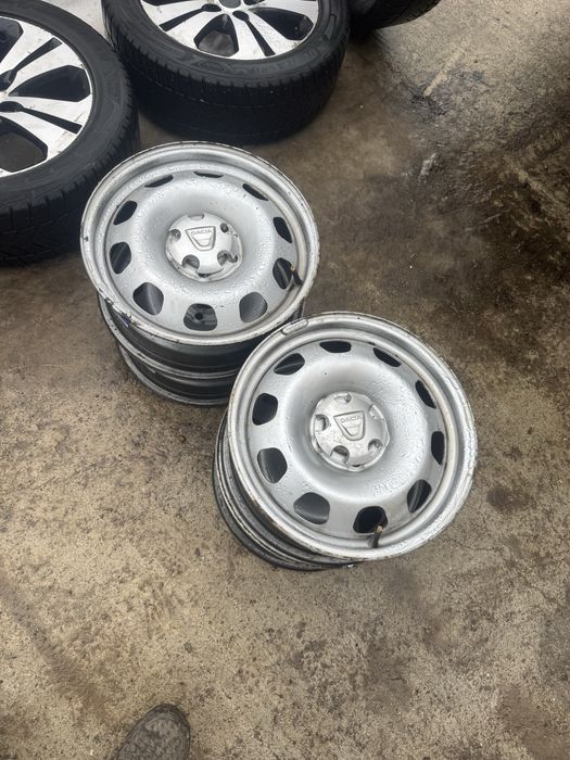 Set jante Dacia Duster 5x114,3 R16 x7JET